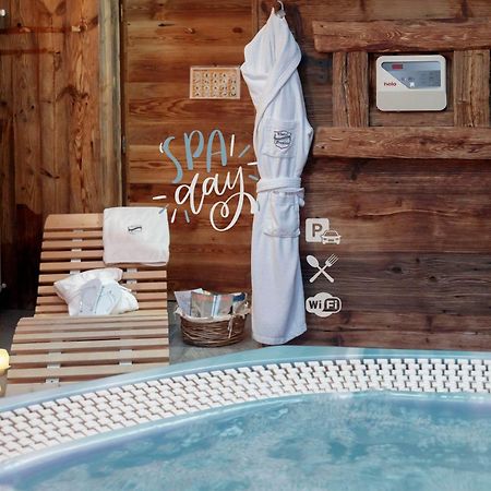 Francois Boutique Rooms - Matterhorn Retreat & Spa In Cervinia Breuil-Cervinia Exterior photo