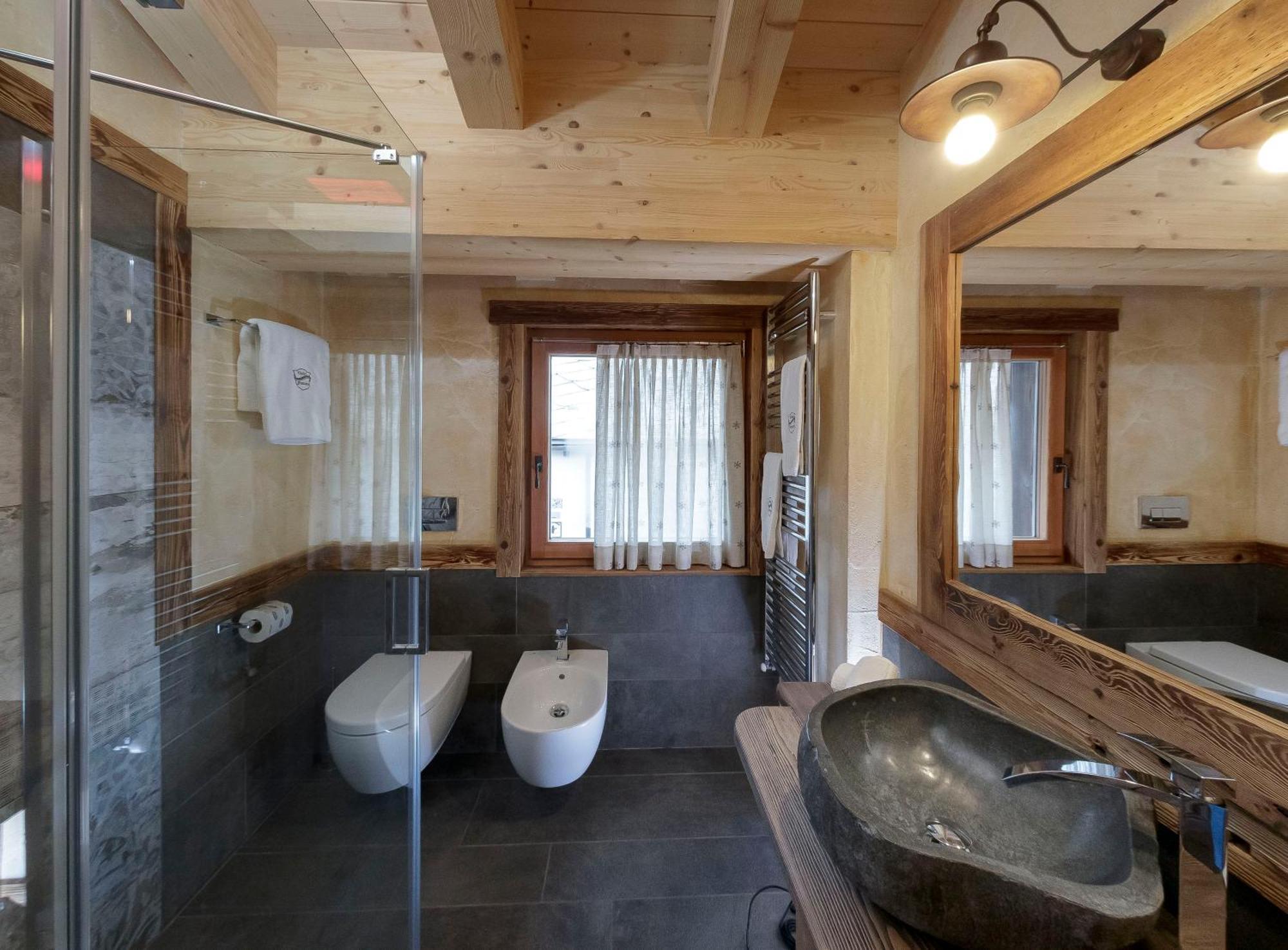 Francois Boutique Rooms - Matterhorn Retreat & Spa In Cervinia Breuil-Cervinia Exterior photo
