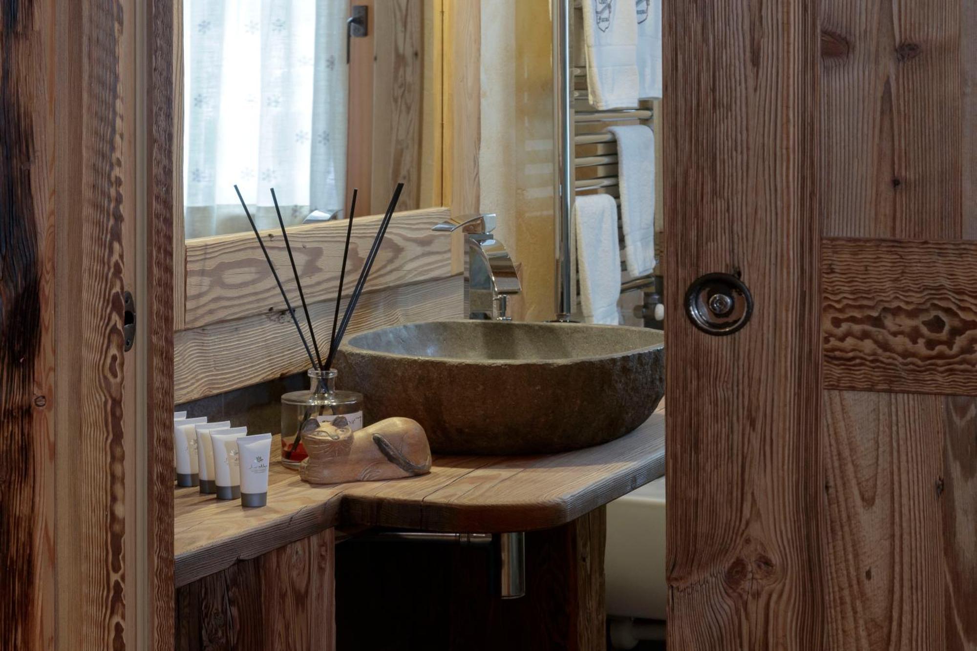 Francois Boutique Rooms - Matterhorn Retreat & Spa In Cervinia Breuil-Cervinia Exterior photo