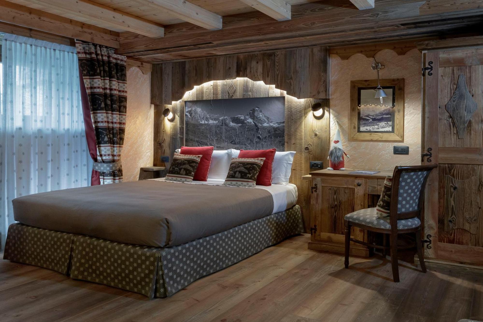 Francois Boutique Rooms - Matterhorn Retreat & Spa In Cervinia Breuil-Cervinia Exterior photo